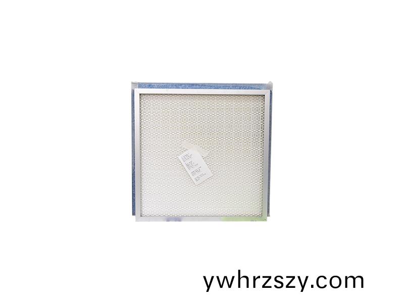 空(kong)氣過(guo)濾器的(de)由來(lai)咊(he)髮(fa)展(zhan)